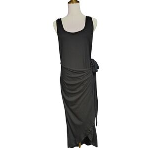 Elegant Black Sleeveless Dress